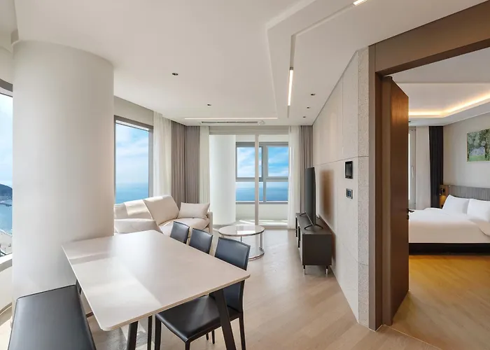 Newcz Haeundae Отель