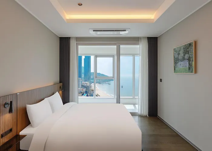 Отель Newcz Haeundae
