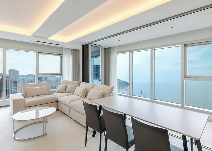 Newcz Haeundae Отель Пусан